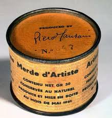 Merda d'artista da preferire sempre alla merda politica e alla merda spacciata per informazione